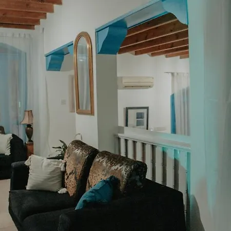 Вилла Castle Rock *