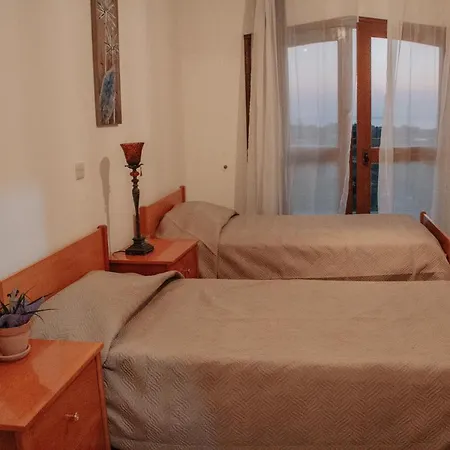 Villa Castle Rock Coral Bay