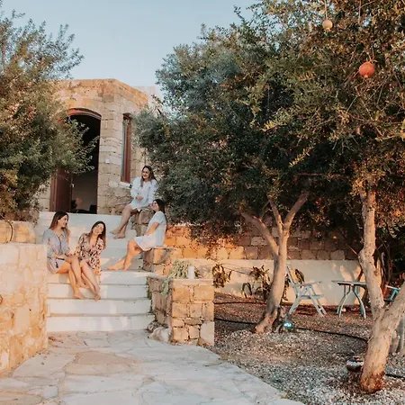 Castle Rock * Coral Bay