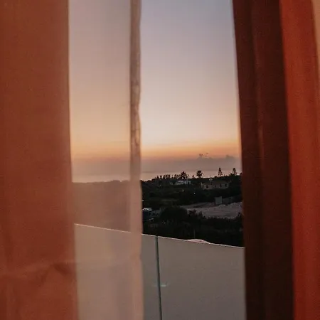 Castle Rock Coral Bay